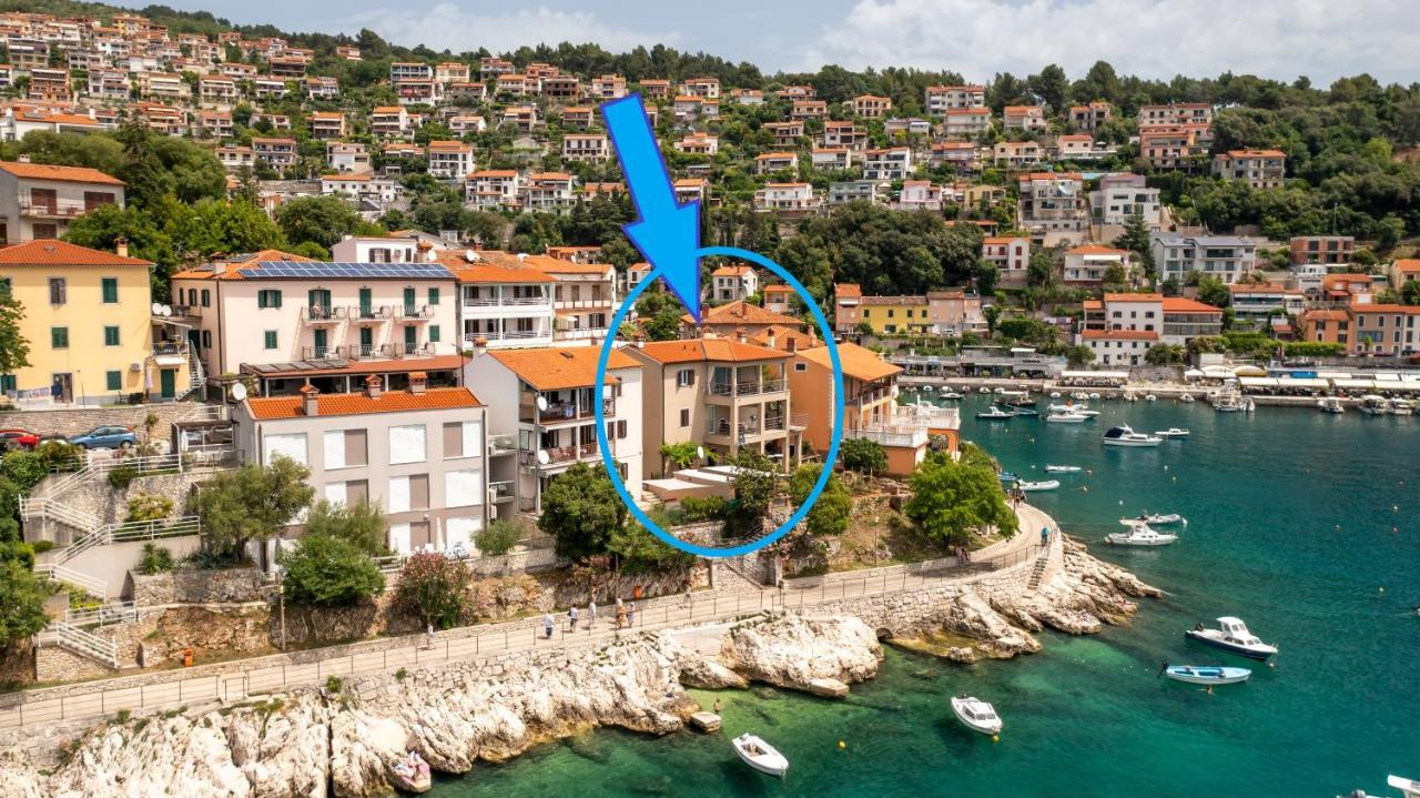 Seafront 2-Bedroom Apartment Nika - Rabac Dış mekan fotoğraf