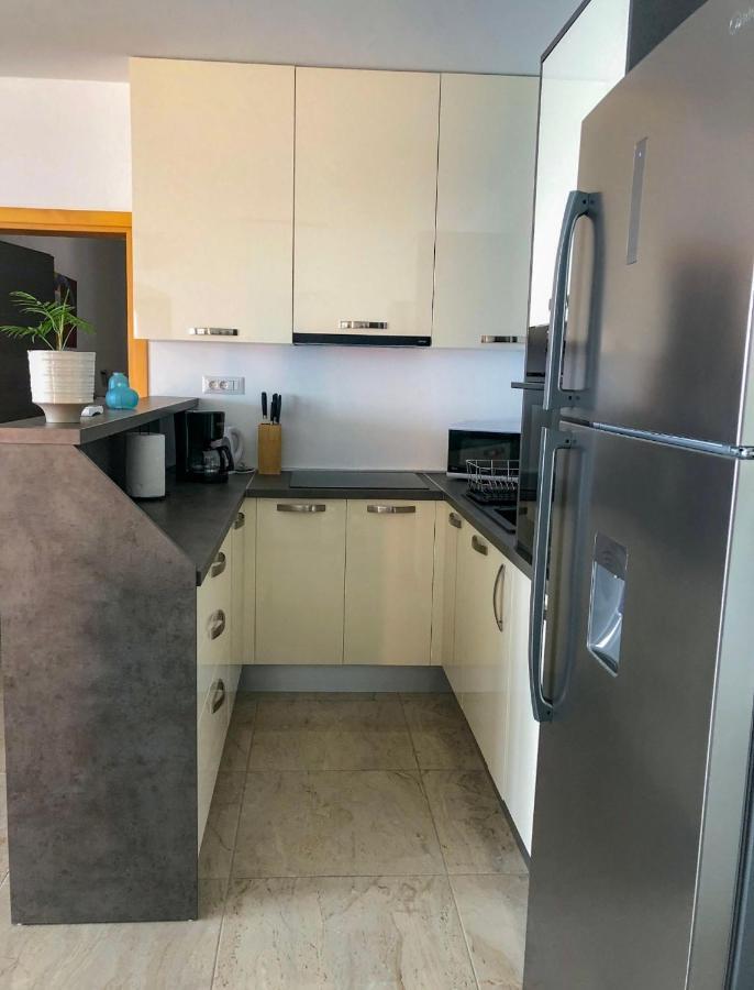 Seafront 2-Bedroom Apartment Nika - Rabac Dış mekan fotoğraf