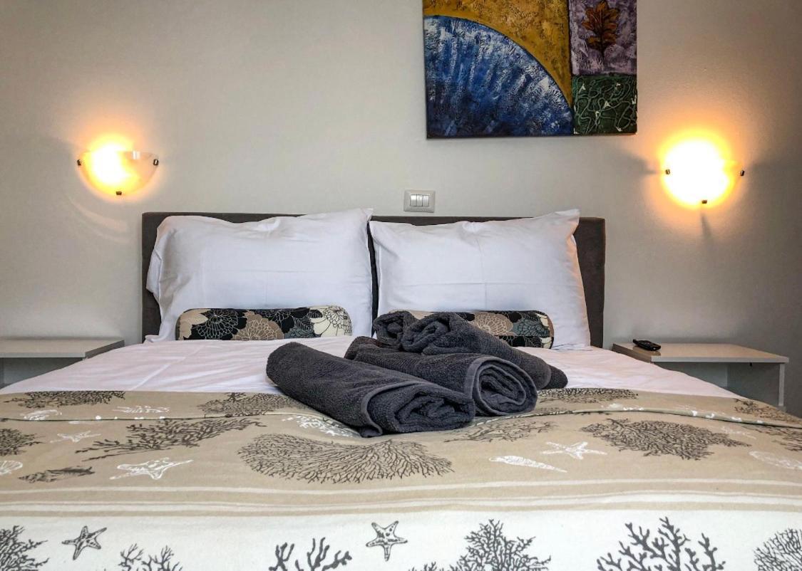 Seafront 2-Bedroom Apartment Nika - Rabac Dış mekan fotoğraf